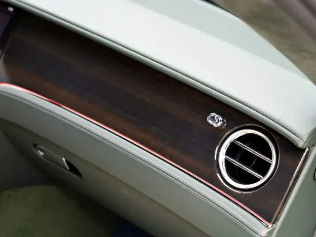 Bentley Continental — Фото автомобиля 17