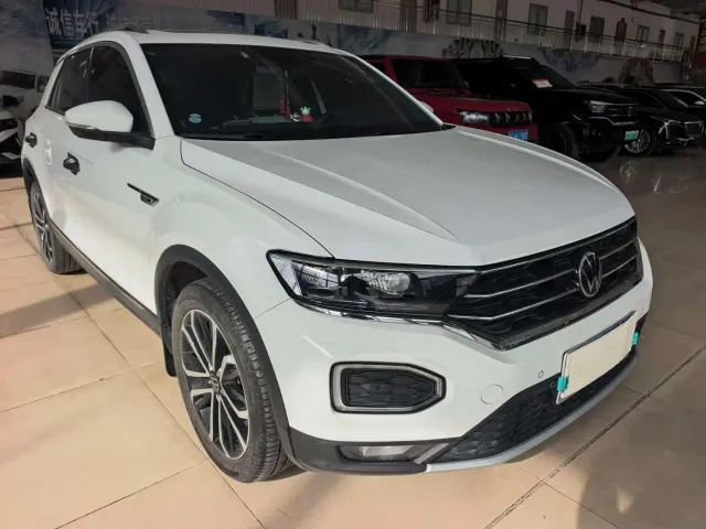 Volkswagen T-Roc — Фото автомобиля 3