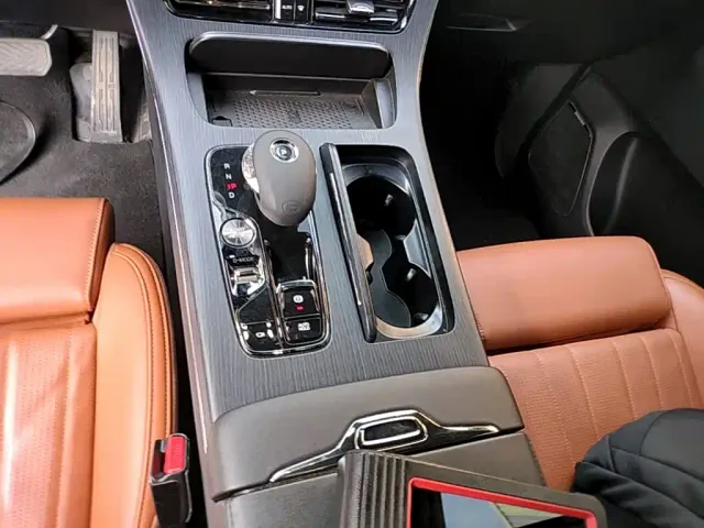 GAC Trumpchi M8 — Фото автомобиля 13