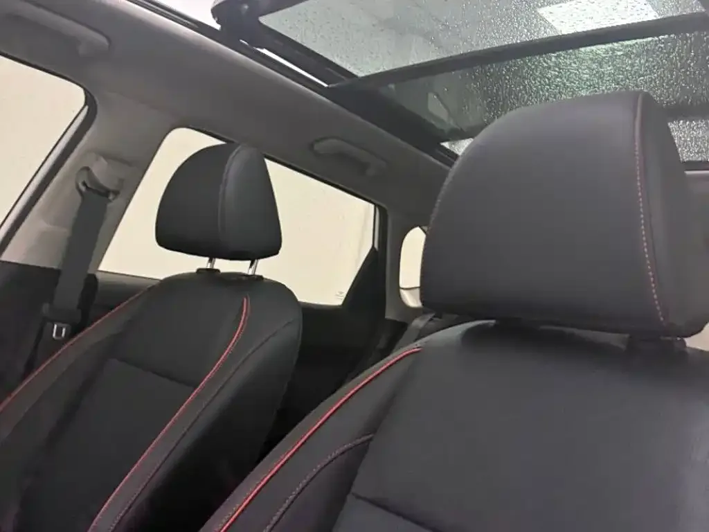 Kia Seltos 2023 1.5L CVT Luxury Edition — Фото автомобиля 17