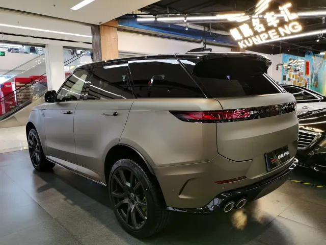 Land Rover Range Rover Sport — Фото автомобиля 3