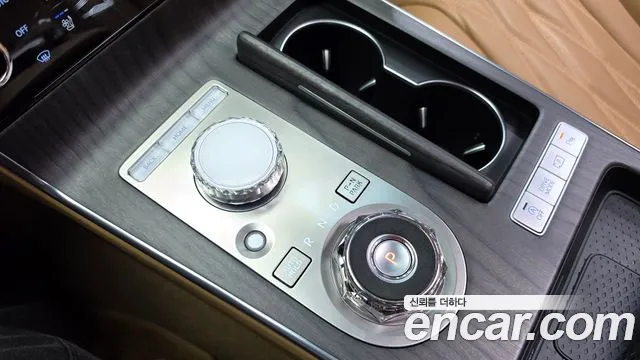 Genesis G80 RG3 — Фото автомобиля 12