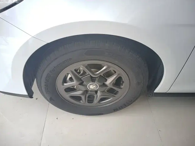 BYD Qin PLUS — Фото автомобиля 22