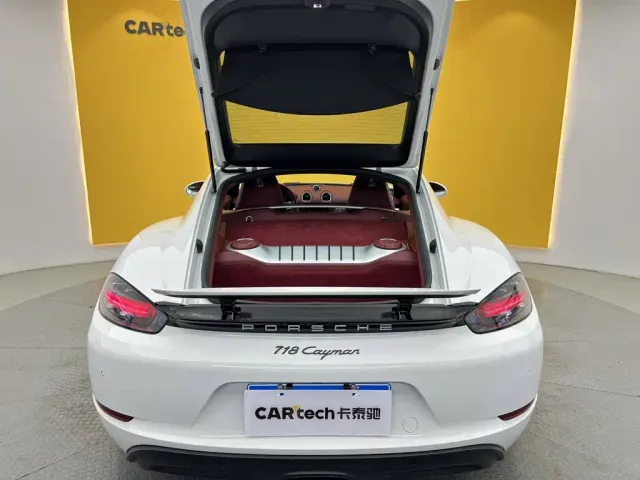 Porsche 718 — Фото автомобиля 11