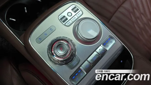 Genesis G90 Бензин 3.5 турбо AWD — Фото автомобиля 7