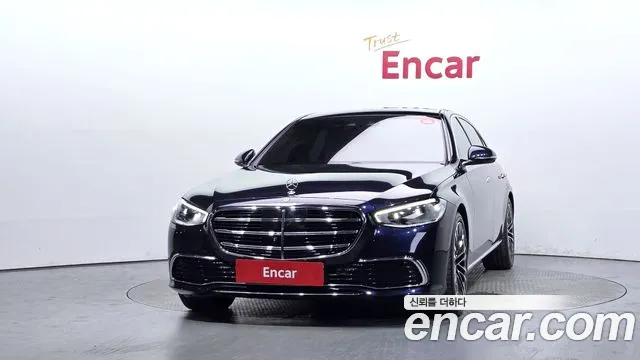 Mercedes-Benz S-Class — Фото автомобиля 3