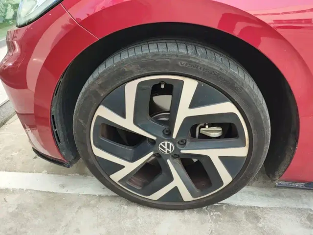 Volkswagen ID.3 — Фото автомобиля 22