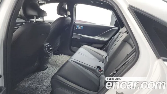 Hyundai Ioniq6 — Фото автомобиля 20