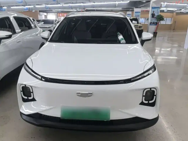 Geely Geometry E Firefly — Фото автомобиля 2