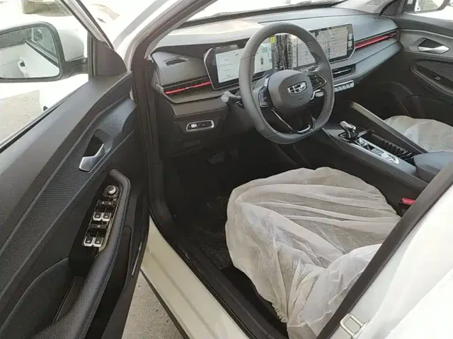 Geely Binrui — Фото автомобиля 15