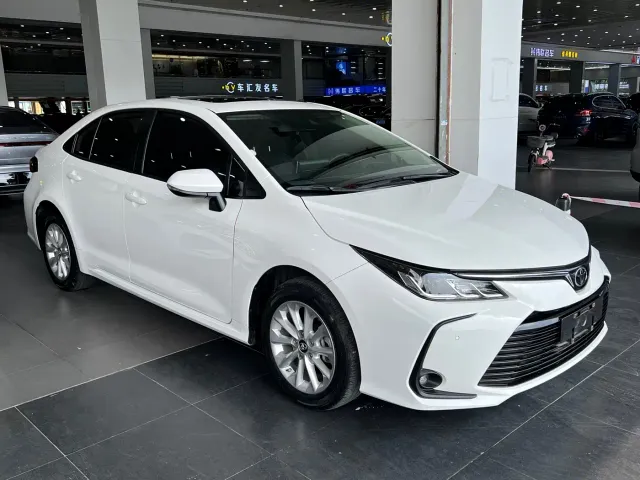 Toyota Corolla — Фото автомобиля 3