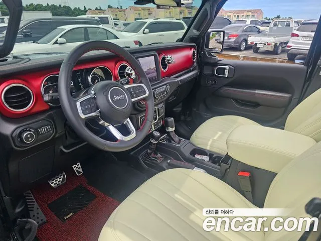 Jeep Wrangler — Фото автомобиля 16