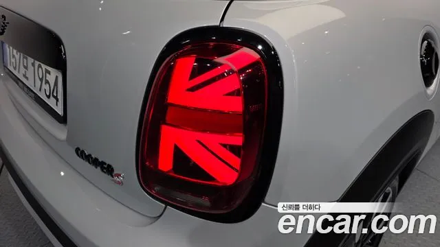 MINI Cooper — Фото автомобиля 8