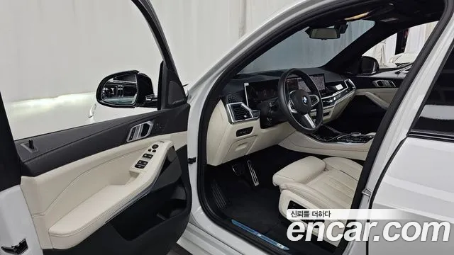 BMW X5 xDrive 40i M Sport — Фото автомобиля 10