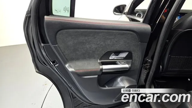Mercedes-Benz GLA-Class — Фото автомобиля 20