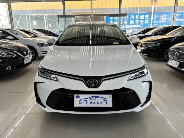 Toyota Corolla — Фото автомобиля 2