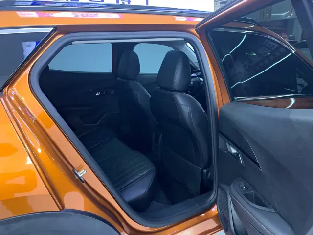 Peugeot 2008 — Фото автомобиля 13