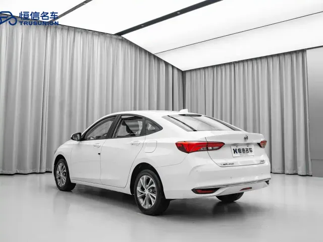 Buick Verano — Фото автомобиля 6