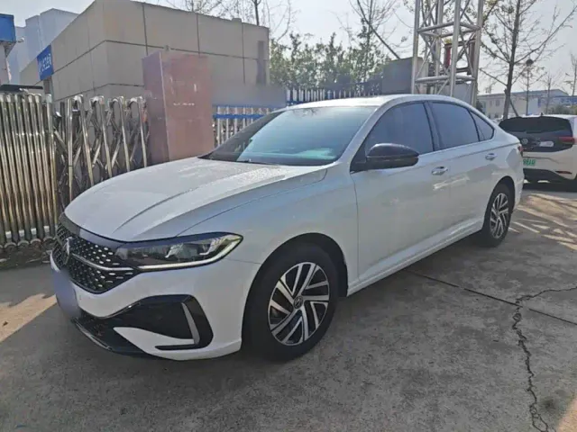 Фотография автомобиля — Volkswagen Lavida