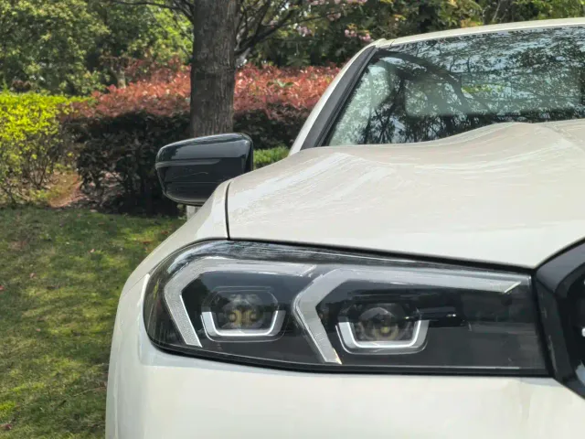 BMW 3 Series — Фото автомобиля 4