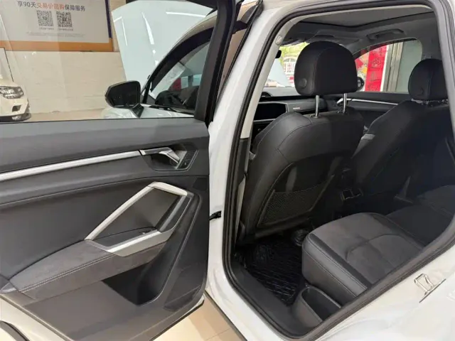 Audi Q3 — Фото автомобиля 18