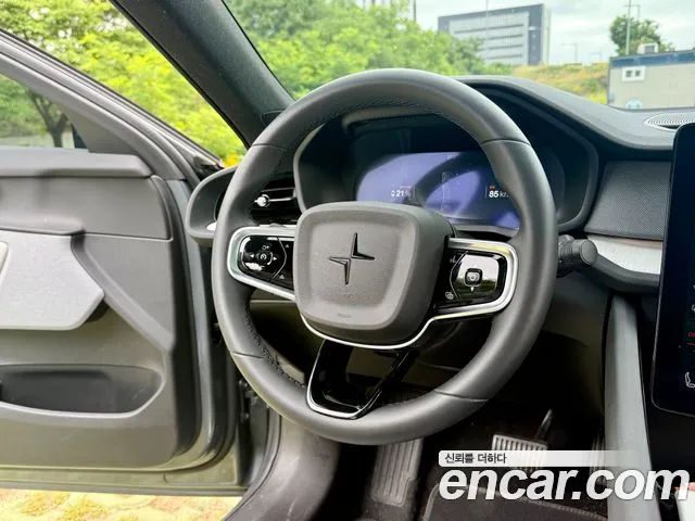 Polestar Polestar 2 — Фото автомобиля 12