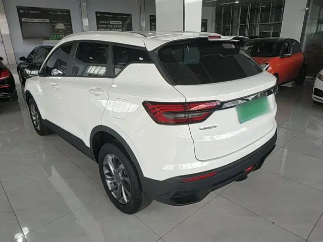 Geely Binyue — Фото автомобиля 4