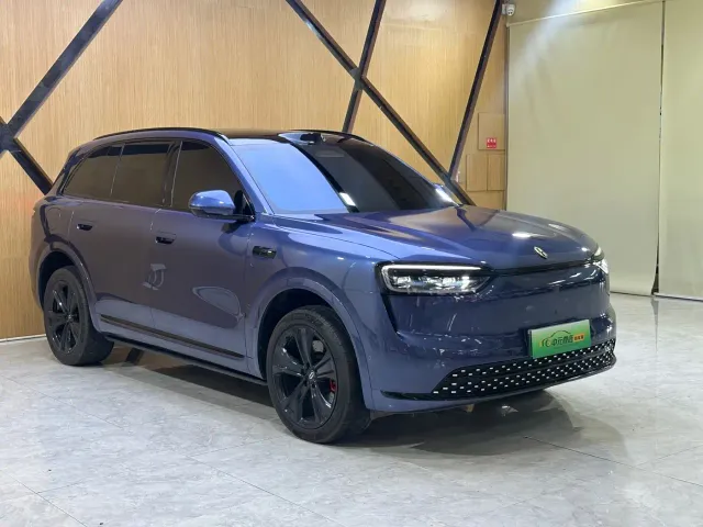 Aito M7 — Фото автомобиля 3