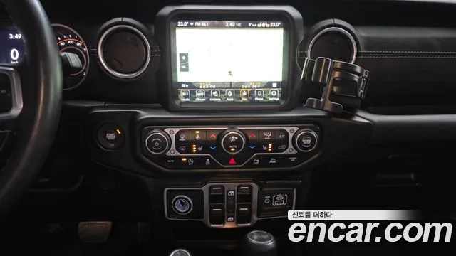 Jeep Wrangler Wrangler (JL) — Фото автомобиля 15