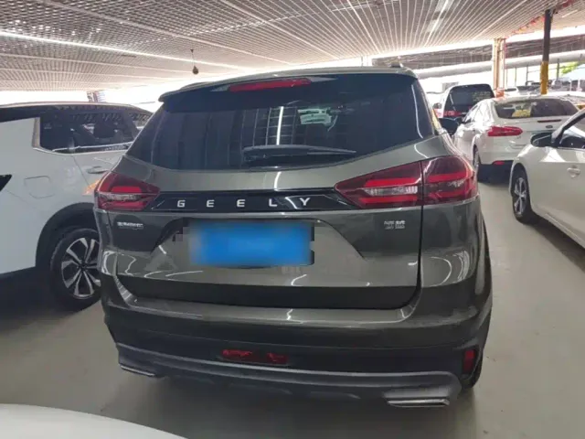 Geely Boyue — Фото автомобиля 5
