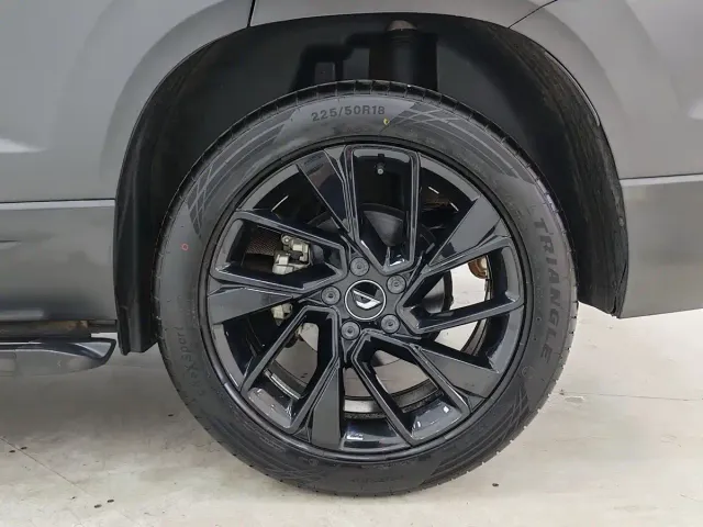Jetta VS7 — Фото автомобиля 16