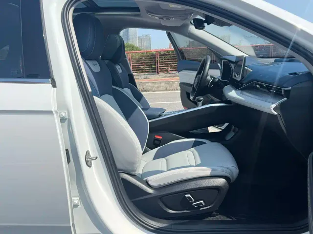 Geely Xingrui — Фото автомобиля 8
