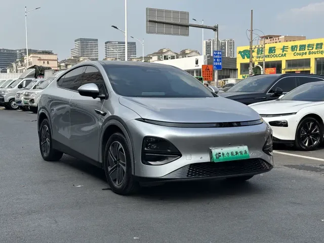 Фотография автомобиля — Xpeng G6