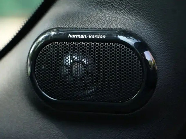 MINI Hatch — Фото автомобиля 15