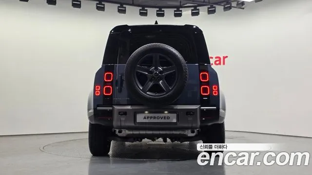 Land Rover Defender L663 — Фото автомобиля 6