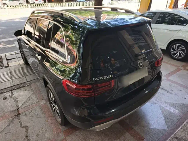 Mercedes-Benz GLB-Class — Фото автомобиля 4