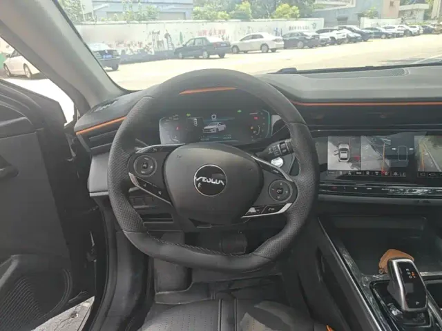 Dongfeng Yixuan MAX — Фото автомобиля 10