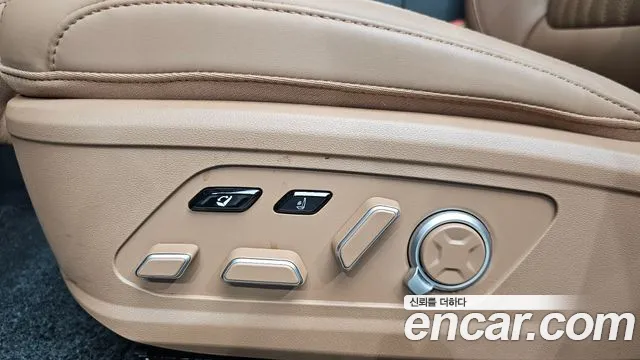 Hyundai Grandeur — Фото автомобиля 25