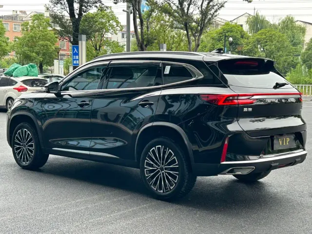 Exeed TXL — Фото автомобиля 10