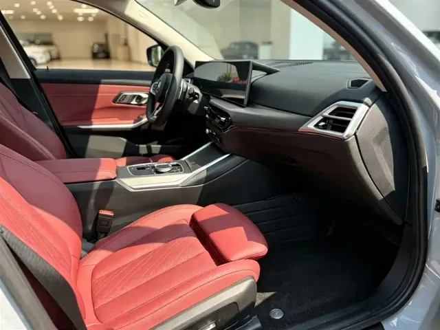 BMW 3 Series — Фото автомобиля 8
