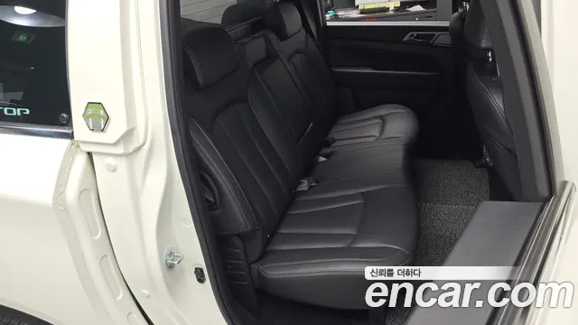 KG_Mobility_Ssangyong Rexton Новый Rexton Sport Дизель 2.2 4WD — Фото автомобиля 10
