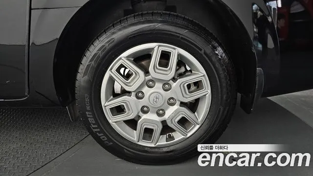 Hyundai Staria Staria L3.5 Карго 3 места — Фото автомобиля 21