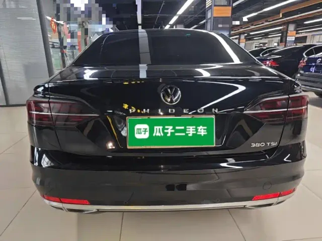 Volkswagen Phideon — Фото автомобиля 5