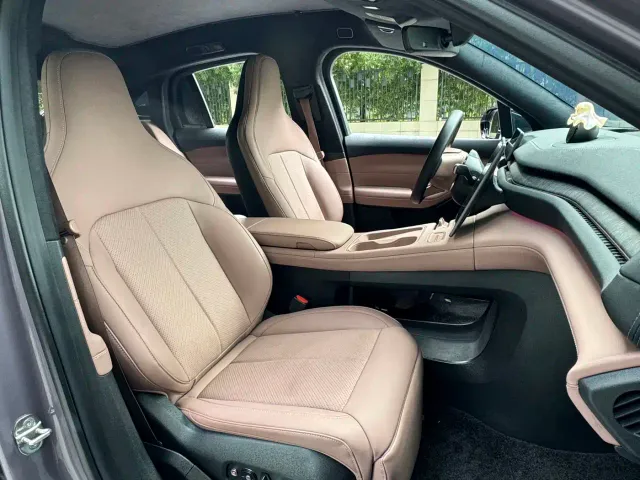 Nio EC6 — Фото автомобиля 15