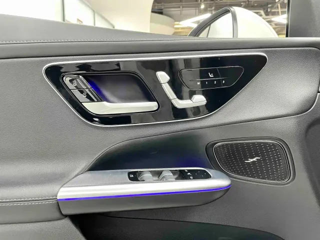 Mercedes-Benz Mercedes-Benz GLC 2024 Facelift GLC 260 L 4MATIC Luxury 5-seater — Фото автомобиля 16