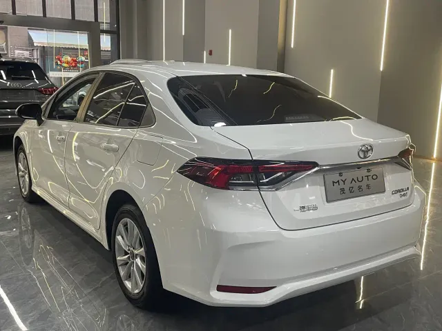 Toyota Corolla — Фото автомобиля 16