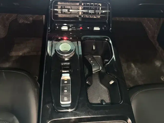 Wuling Starlight — Фото автомобиля 13