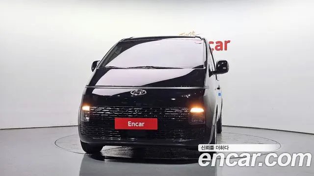 Hyundai Staria — Фото автомобиля 3