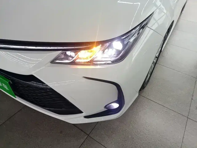 Toyota Corolla — Фото автомобиля 23