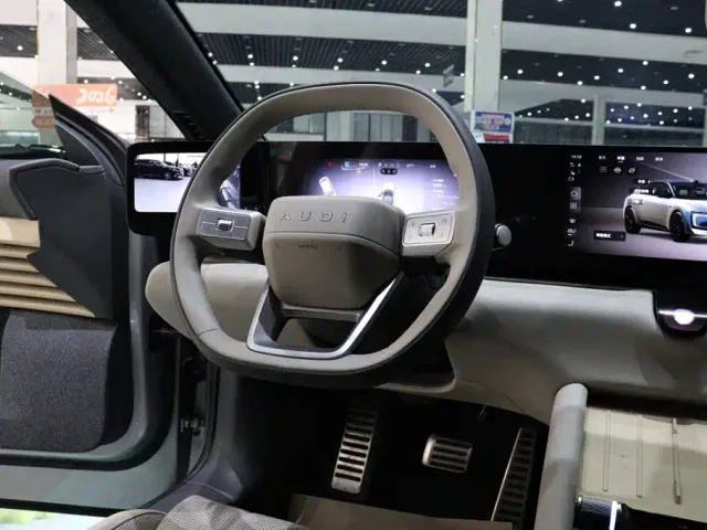 Audi E5 Sportback — Фото автомобиля 11
